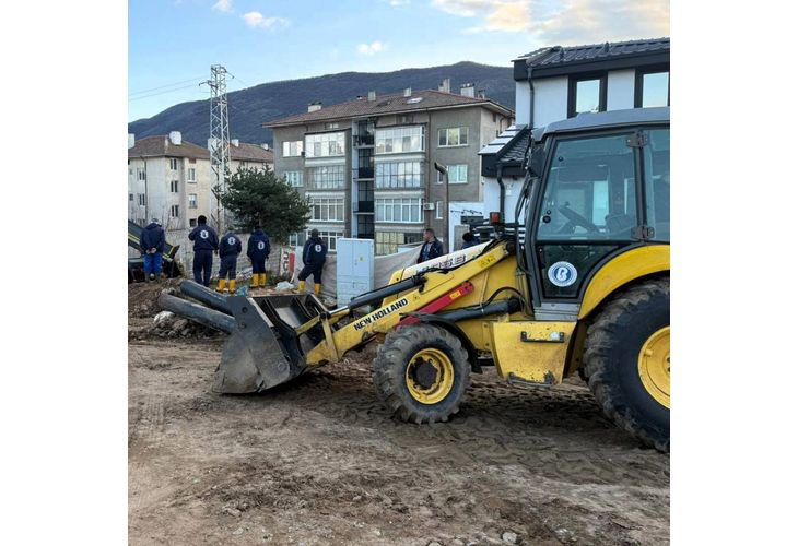 Авариен ремонт на съществуващ довеждащ водопровод Ф300