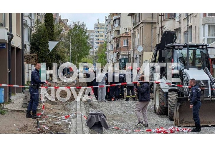 Трагедия в Бургас: Багер изсипа пръст върху работник, мъжът почина