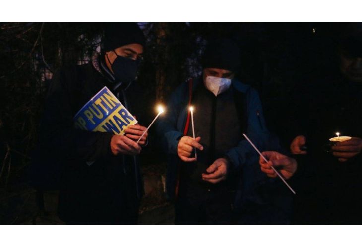 Бдение пред руското посолство в София Бдение пред руското посолство в София