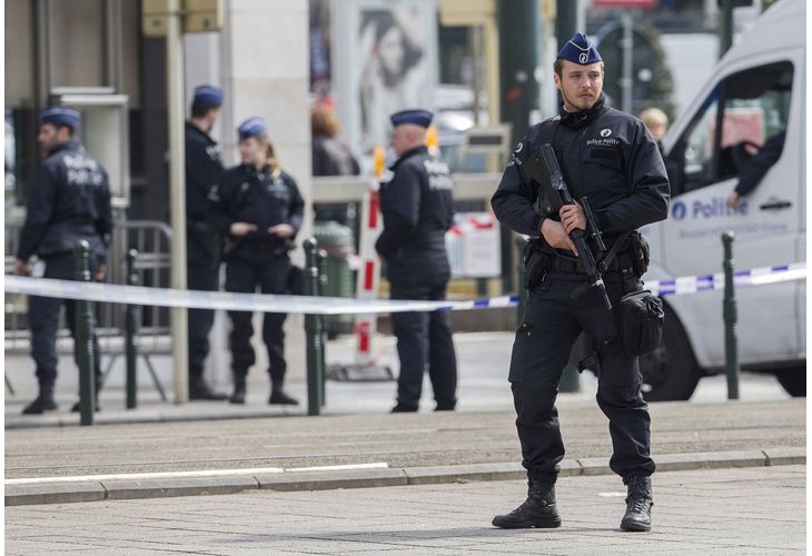 Белгийската полиция арестува днес 18-годишен млодеж и трима непълнолетни, заподозрени