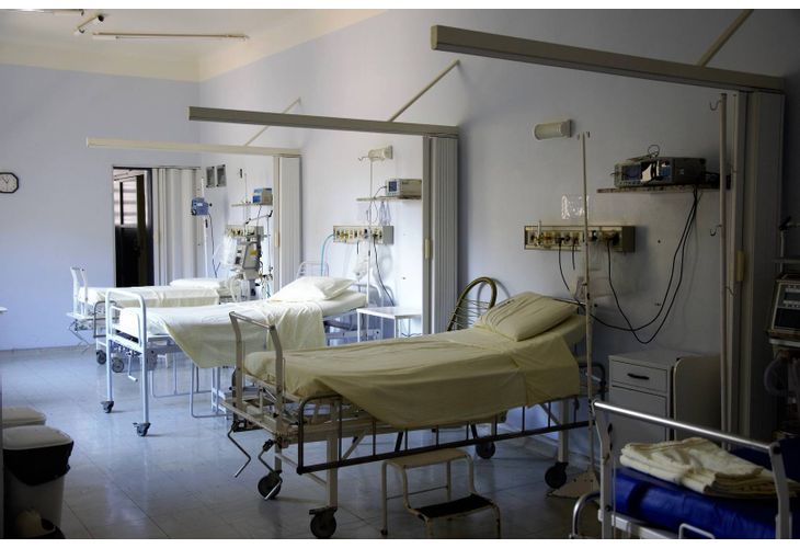 Родители на дете нападнаха медик в болницата в Шумен. По