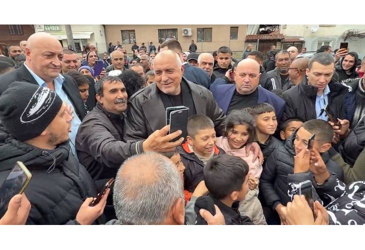 Борисов сред жителите на село Градец 