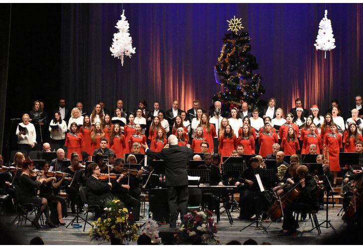 Празнично настроение с Коледния концерт на Бургаската опера в четвъртък