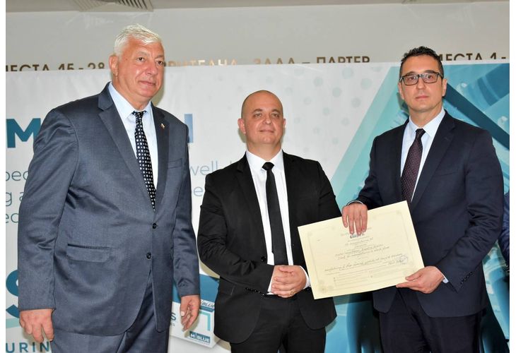 Българска компания инвестира 10 млн. лв. в завод за нитрилни ръкавици