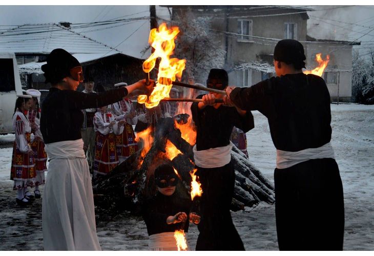 В мездренското село Дърманци празнуваха Сирни Заговезни 