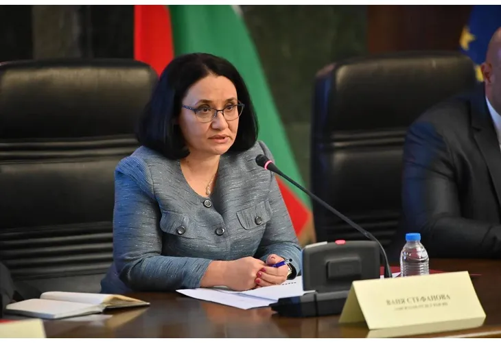 Ваня Стефанова Ваня Стефанова