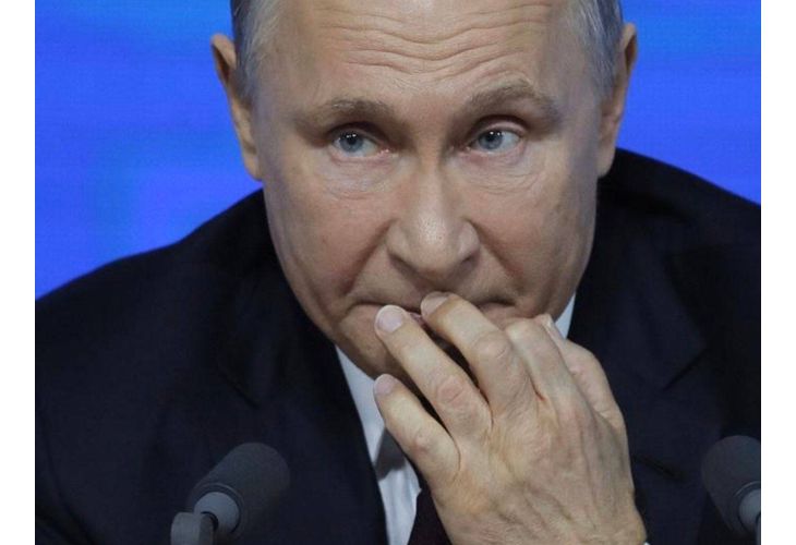 Военнопрестъпникът Владимир Путин постоянно сменя охраната си, защото се страхува