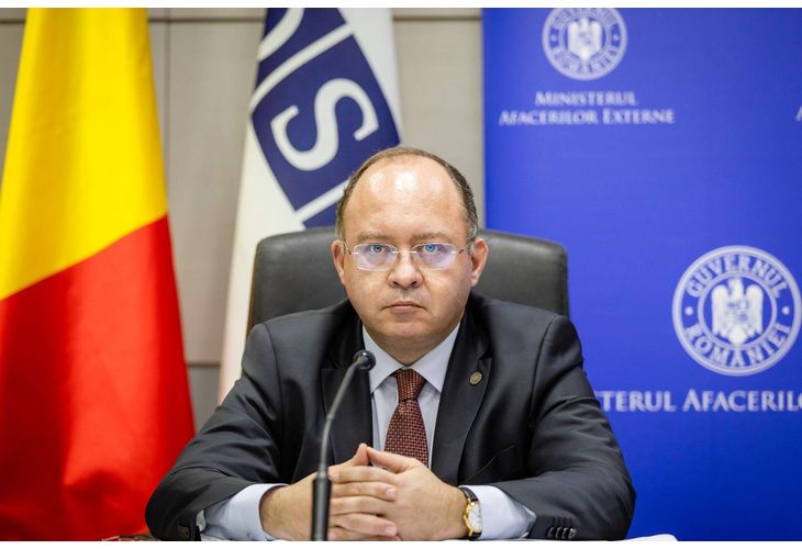 Външният министър на Румъния Богдан Ауреску