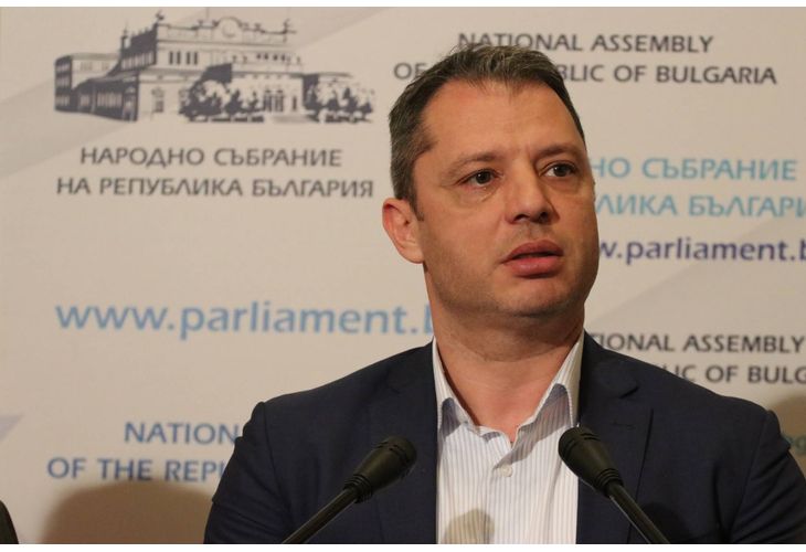 Делян Добрев, народен представител от ГЕРБ-СДСФейсбукДнес Булгаргаз е внесъл тихомълком