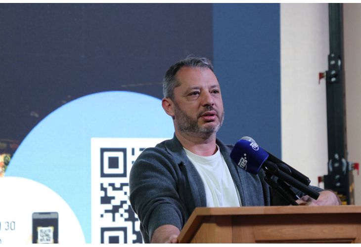 Делян Добрев