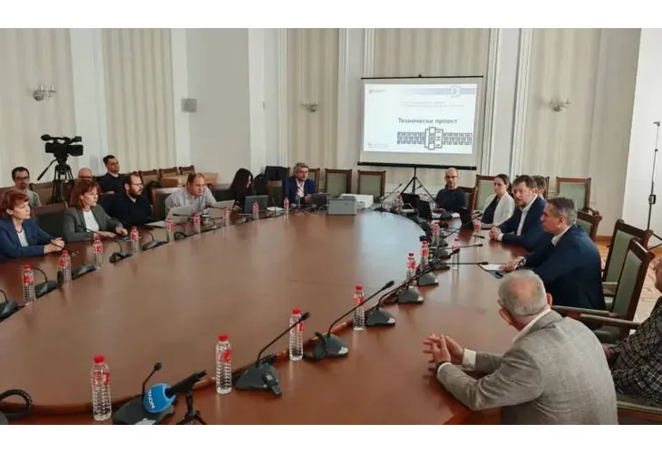 "нформационно обслужване" направи демонстрация на системата за обработка на данните за изборите на 19 април