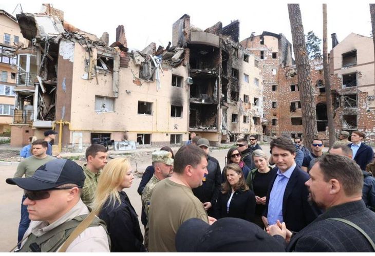 Канадският премиер Джъстин Трюдо направи изненадващо посещение в Украйна в