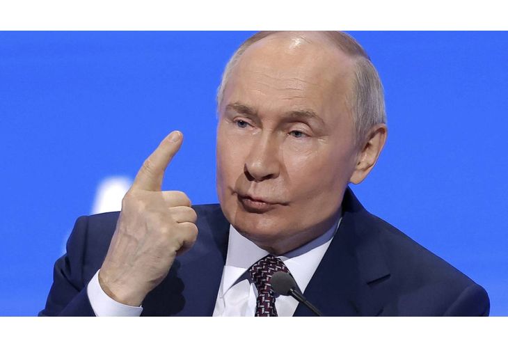 Диктаторът Владимир Путин Диктаторът Владимир Путин