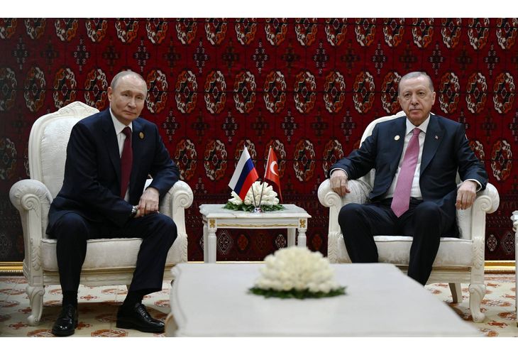 Диктаторът Путин и турският президент Реджеп Ердоган
