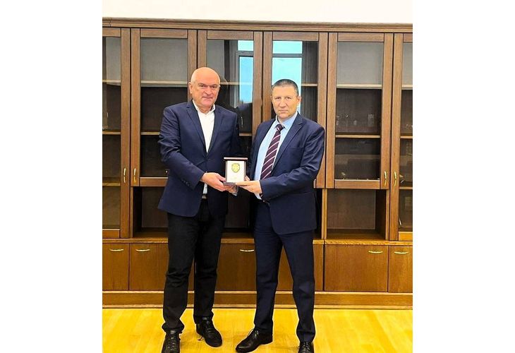 И.ф. главен прокурор Борислав Сарафов награди с плакет Прокуратура на