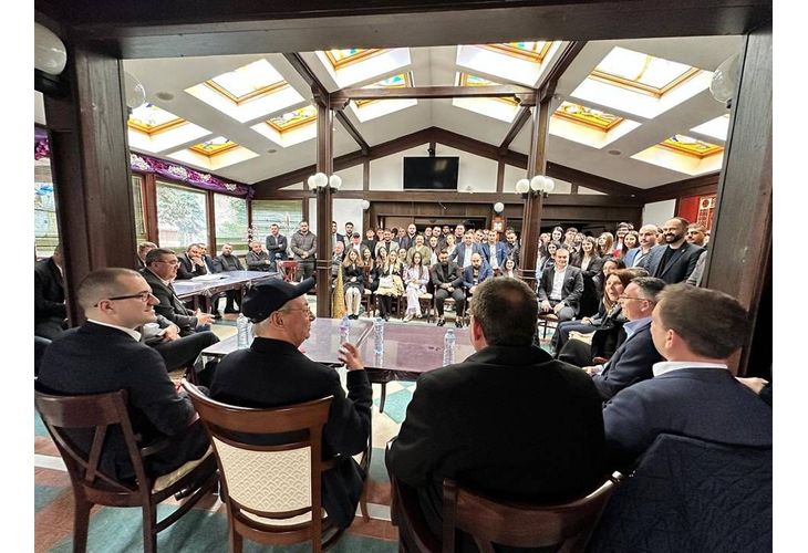 Доган и Младежкото ДПС в Сараите Доган и Младежкото ДПС в Сараите