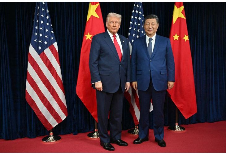 Доналд Тръмп и Си Цзинпин Доналд Тръмп и Си Цзинпин