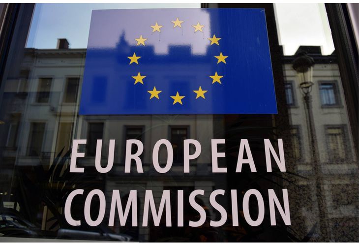 Европейската комисия съобщи, че прекратява механизма за сътрудничество и проверка,