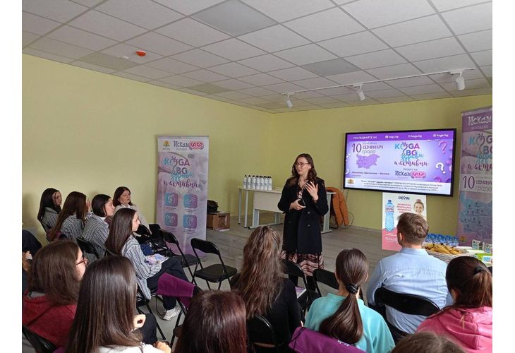 Зам.-кметът Вероника Ценова