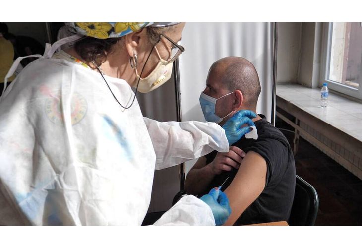 Започна ваксинацията на служители от СДВР