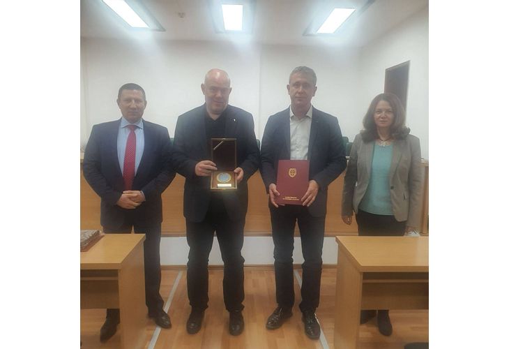 Иван Гешев награди окръжните прокурори на Русе и Ловеч за висок професионализъм