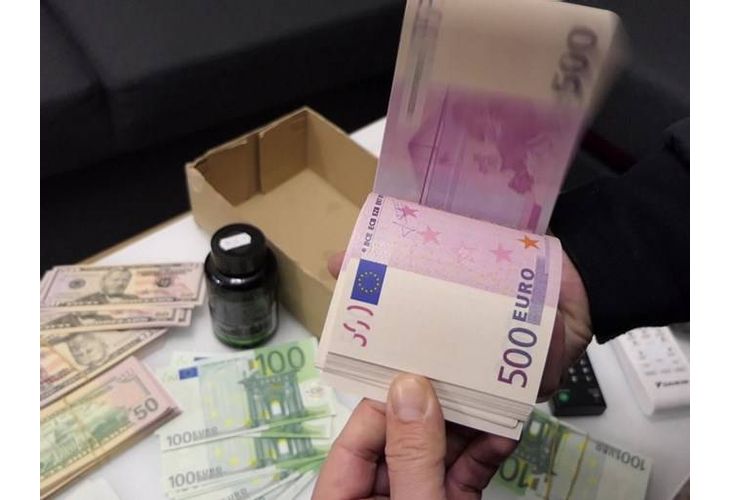 Иззети фалшиви банкноти евро при акцията