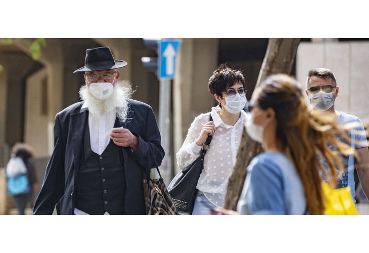 Израел отново въведе задължението за носене на предпазни маски в някои райони