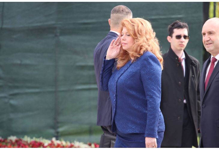 Илияна Йотова