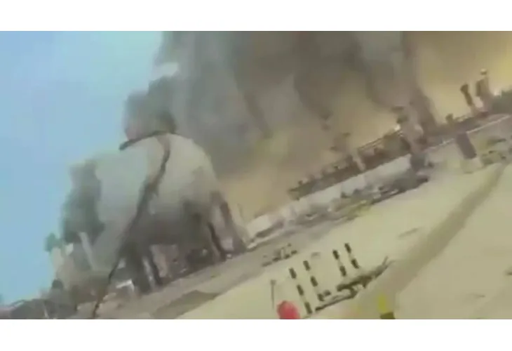 Иран удари с дрон една от най-големите рафинерии в Саудитска Арабия