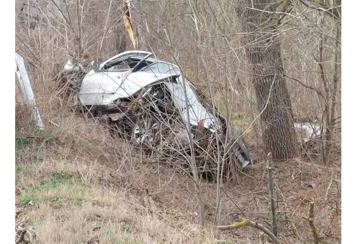 Снимка: Тежка катастрофа с двама загинали край Добрич