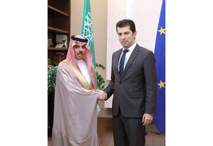 Кирил Петков проведе среща с министъра на външните работи на Кралство Саудитска Арабия