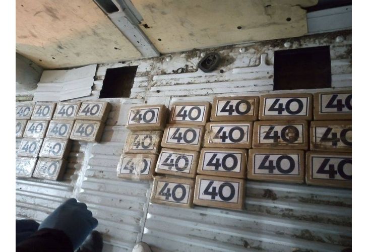 Осуетена е контрабанда на 34 килограма кокаин на ГКПП Дунав мост 2 Осуетена е контрабанда на 34 килограма кокаин на ГКПП Дунав мост 2