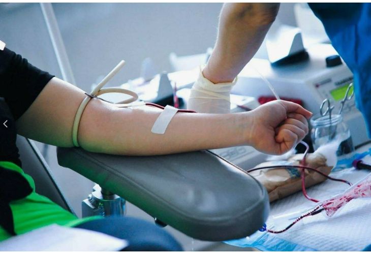 Търговците на кръв вече не са само пред кръвните центрове,