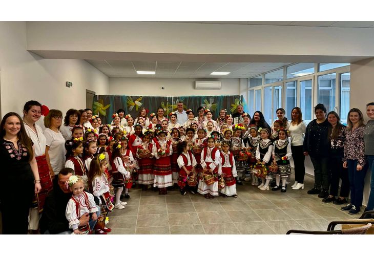 Лазарки огласиха Община Оряхово с песни и благословии