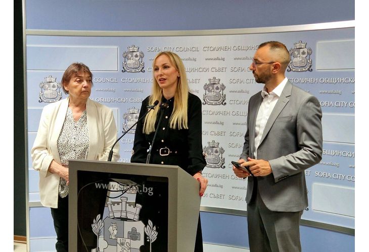 Лорита Радева-Ваня Тагарева-Антон Хекимян Лорита Радева-Ваня Тагарева-Антон Хекимян