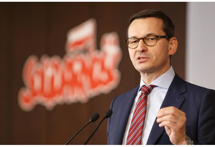 Полският министър-председател Матеуш Моравецки е убеден, че една от причините