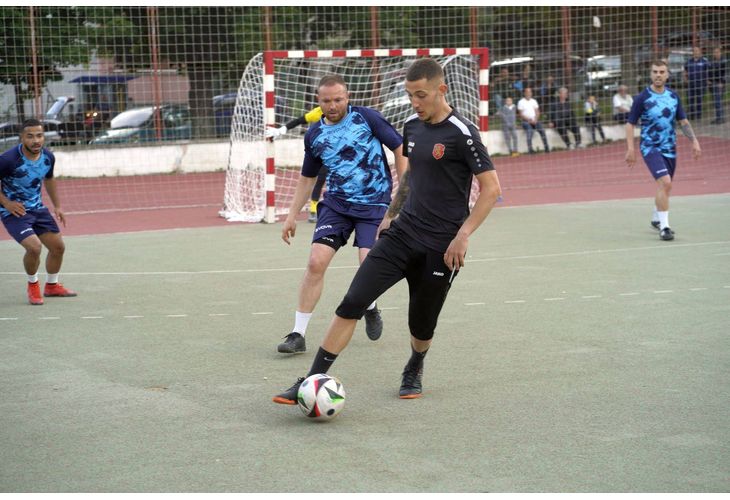 Община Мездра обявява провеждането на XXV открит общински турнир по футбол на малки врати