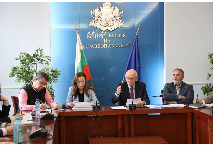 Министър Кирилов се срещна с директорите на РЗИ