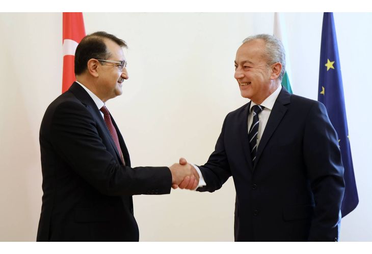 Министър-председателят Гълъб Донев се срещна с министъра на енергетиката и природните ресурси на Република Турция Фатих Дьонмез