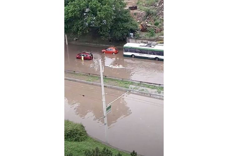 Наводнението по бул. "Христо Ботев" в Русе