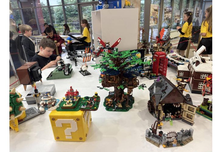 Най-големият световен фестивал за Лего роботика - LEGO League Challenge