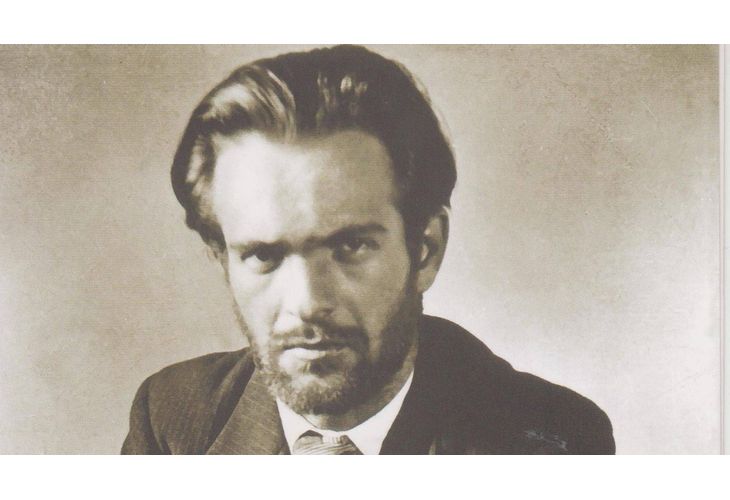 Никола Вапцаров