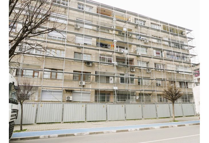 Започна обновяване на трета жилищна сграда в Нова Загора