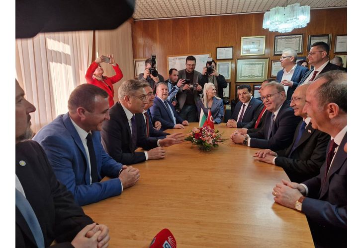 Опозиционният кандидат за президент на Турция Кемал Кълъчдароглу е на посещение в Кърджали
