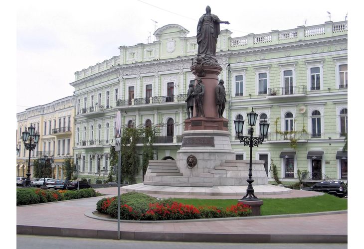Паметникът на Екатерина Втора в Одеса