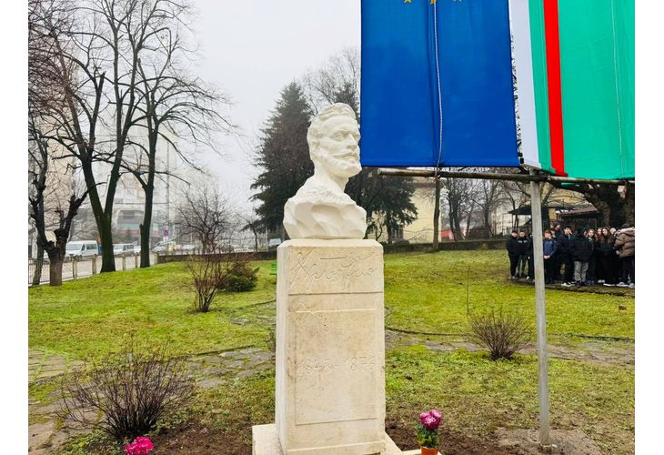 Паметникът на Христо Ботев