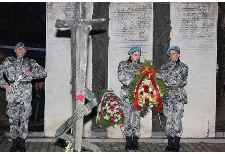 Паметникът на загиналите във войните шуменци