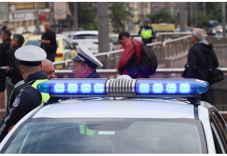 Полицията в Лом задържа мъж за участие в търговия с