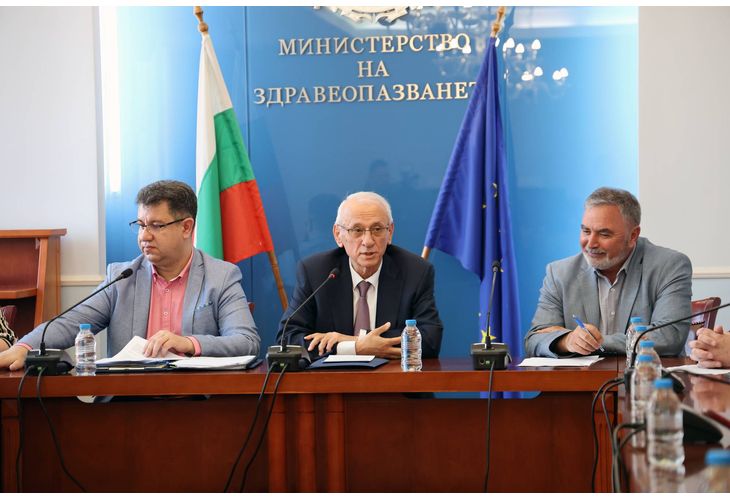 Пресконференция на министъра на здравеопазването доц. Силви Кирилов Пресконференция на министъра на здравеопазването доц. Силви Кирилов