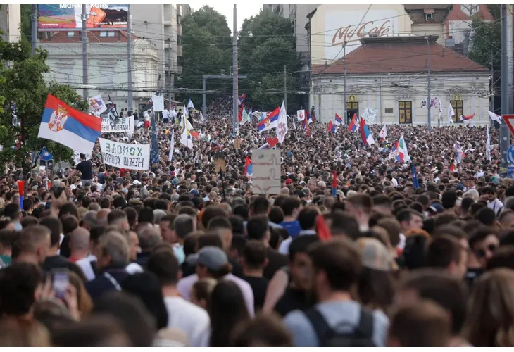 Протести в Белград
